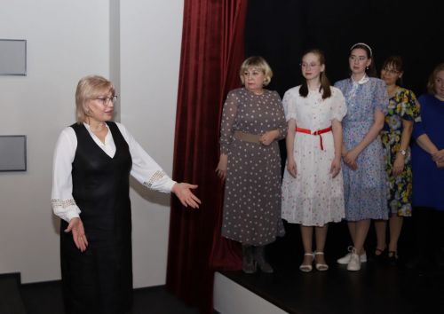 Педагоги камполянской школы завершили обучение на курсах, проходивших в рамках программы создания школьных театров
