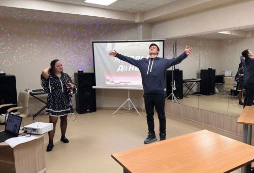 В КЦ «Чулман-Су» прошла программа клуба выходного дня «Җырлы дөнья»