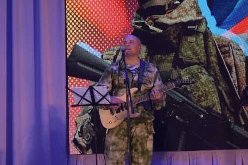 В Камских Полянах прошёл благотворительный концерт, посвященный бойцам СВО
