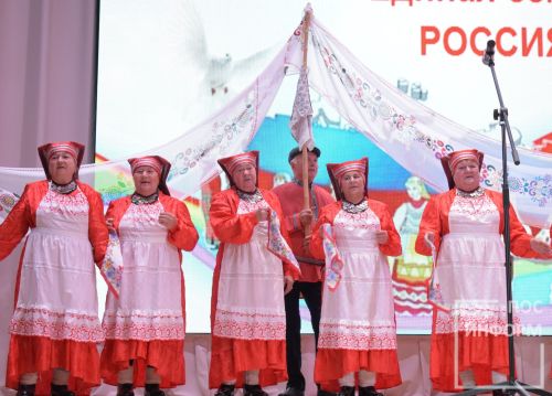 В Камских Полянах прошёл районный фестиваль национальных культур