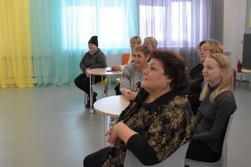 В Молодёжном центре «Алан» поздравили дорогих мам