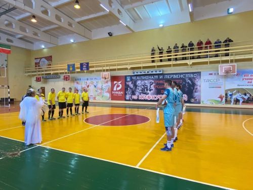 В Камских Полянах прошел товарищеский турнир по мини-футболу