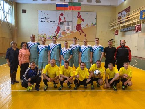 В Камских Полянах прошел товарищеский турнир по мини-футболу