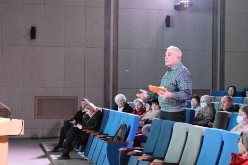 Управляющая компания провела встречу с жителями Камских Полян