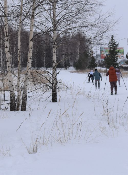 Жители Камских Полян приняли участие в «Лыжне России - 2023» (ФОТОРЕПОРТАЖ)