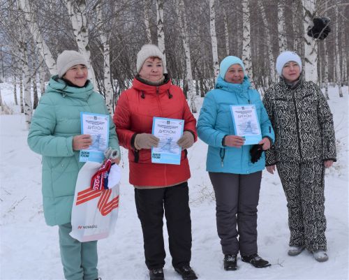 Жители Камских Полян приняли участие в «Лыжне России - 2023» (ФОТОРЕПОРТАЖ)