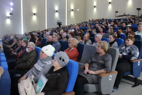 В Камских Полянах прошла встреча с населением