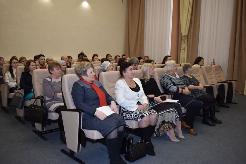 В Камских Полянах наградили медицинских работников