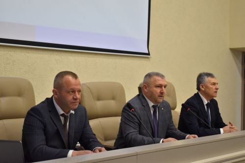 В Камских Полянах наградили медицинских работников