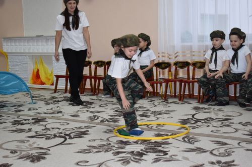 Праздник для пап в детском саду «Солнышко»