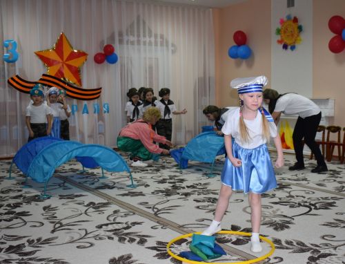 Праздник для пап в детском саду «Солнышко»