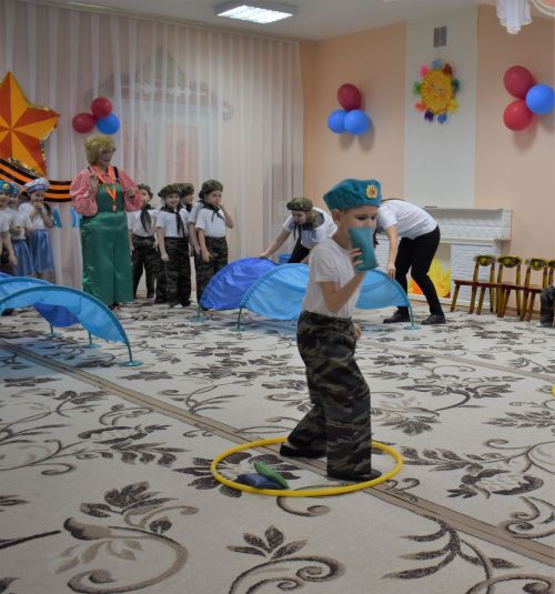 Праздник для пап в детском саду «Солнышко»