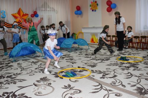 Праздник для пап в детском саду «Солнышко»