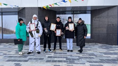 Сотрудники КЦ «Чулман-Су» провели с молодежью военно-патриотическую квест-игру «Рубеж»