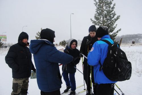 Педагоги Центра детского творчества «Радуга» провели для обучающихся школ сельских поселений и Камских Полян  зимний турслет