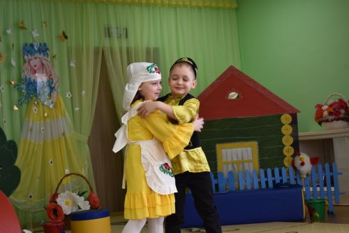 День театра в детском саду «Золотая Рыбка»