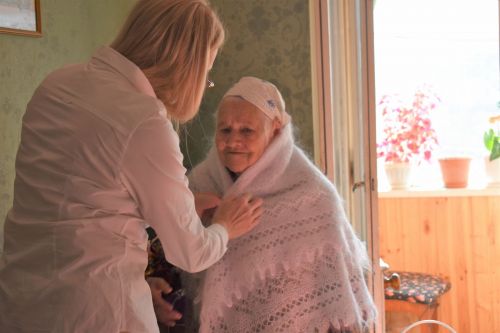 Долгожительница Камских Полян отметила юбилей