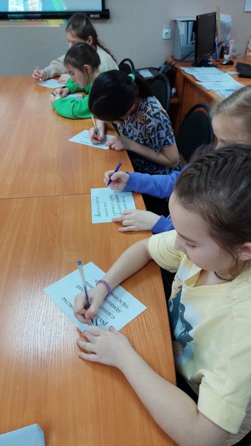 В ЦДТ «Радуга» прошла викторина «Ученики и учителя из мультфильмов и кино»