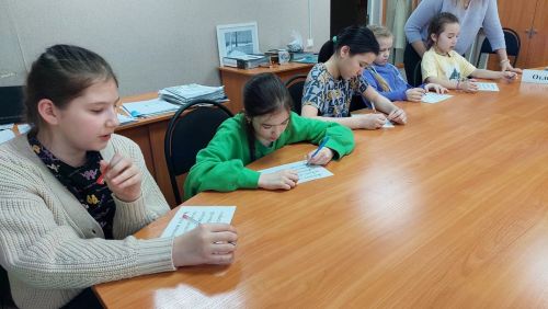 В ЦДТ «Радуга» прошла викторина «Ученики и учителя из мультфильмов и кино»