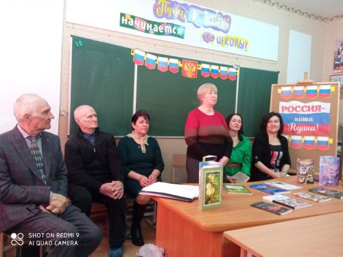 Камполянские поэты литературного сообщества «Родник» побывали в гостях в селе Старошешминец