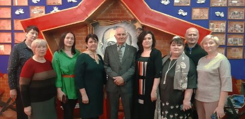 Камполянские поэты литературного сообщества «Родник» побывали в гостях в селе Старошешминец