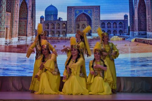Весенний праздник для милых дам в Камских Полянах