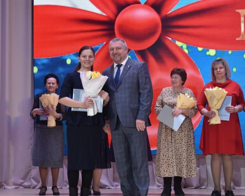 Весенний праздник для милых дам в Камских Полянах
