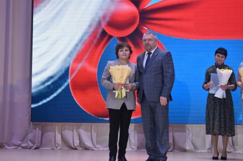 Весенний праздник для милых дам в Камских Полянах