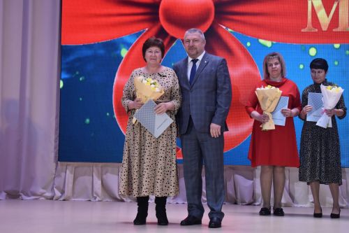 Весенний праздник для милых дам в Камских Полянах