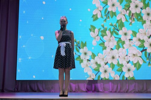 Весенний праздник для милых дам в Камских Полянах