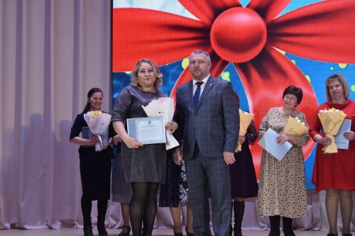 Весенний праздник для милых дам в Камских Полянах