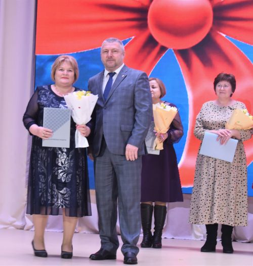 Весенний праздник для милых дам в Камских Полянах