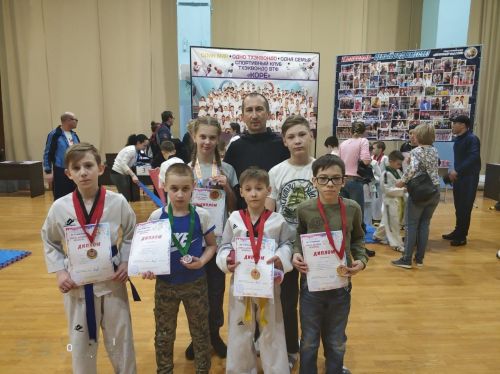 Тренер по тхэквондо о спорте, развитии и детях