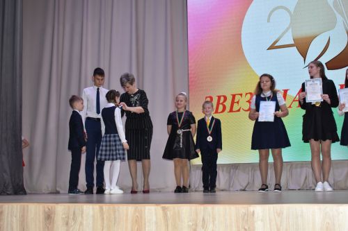 Педагоги камполянской школы № 2 подвели итоги учебного года