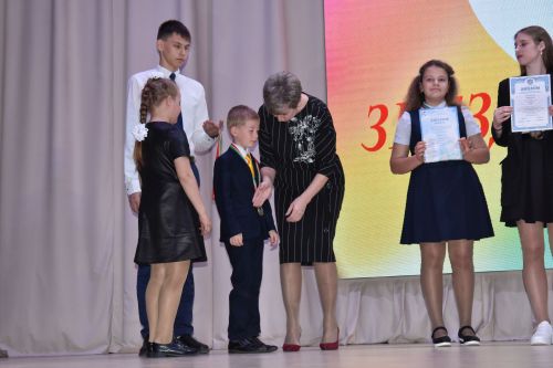Педагоги камполянской школы № 2 подвели итоги учебного года