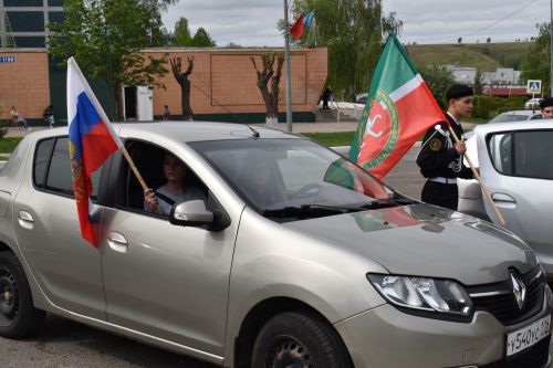 Камполняцы совершили автопробег Дня Победы