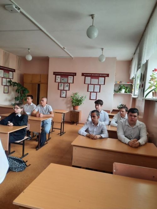 В Камско - Полянском колледже провели Уроки Мужества, приуроченные ко Дню Победы