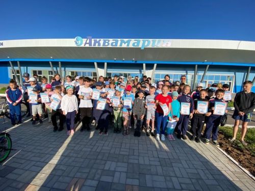 В плавательном бассейне «Аквамарин» прошла итоговая линейка