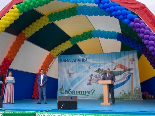 В Камских Полянах проходит славный Сабантуй