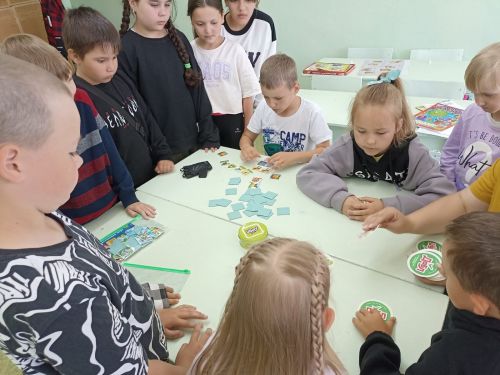 Ребята из пришкольного летнего лагеря побывали в пожарной части