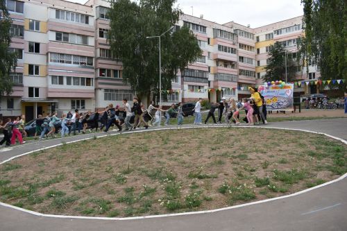 Праздник двора отметили жители Камских Полян