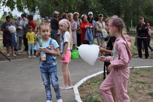 Праздник двора отметили жители Камских Полян