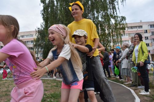Праздник двора отметили жители Камских Полян