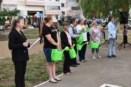 Праздник двора отметили жители Камских Полян