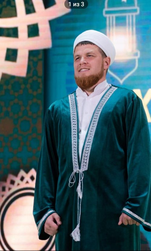 Интервью с имамом мечети «КамАл» Абдульхакимом хазратом: делитесь и радуйте!