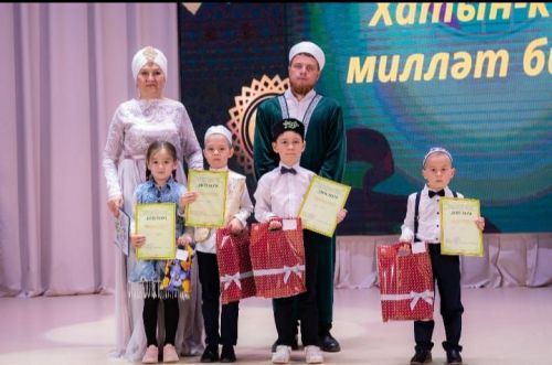 Интервью с имамом мечети «КамАл» Абдульхакимом хазратом: делитесь и радуйте!