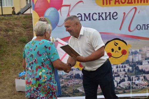 Добрый праздник «День двора» во втором микрорайоне