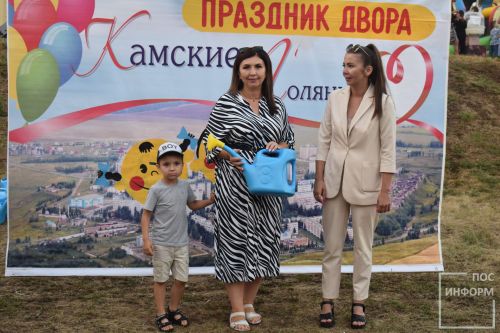 Добрый праздник «День двора» во втором микрорайоне