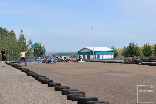 В Камских Полянах состоялись соревнования по картингу