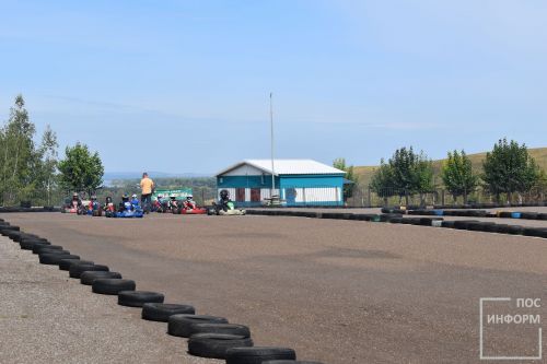 В Камских Полянах состоялись соревнования по картингу